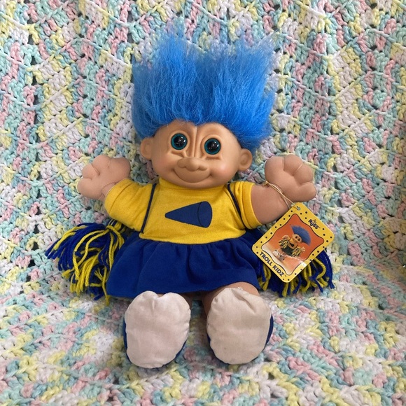 Vintage Russ Troll Kidz Cheerleader Doll - Picture 1 of 5